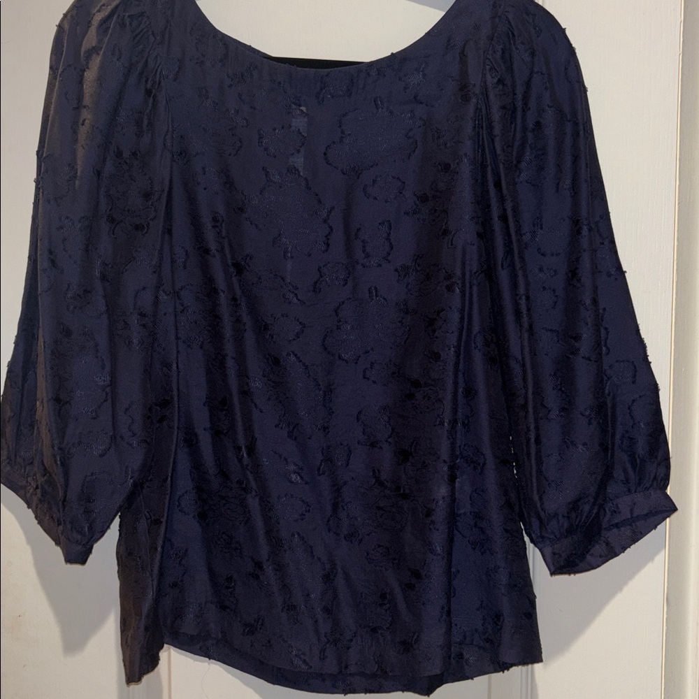 OLIVER BONAS NAVY BLUE FLORAL DESIGN TEXTURED BLOUSE SIZE SMALL BALLOON SLEEVES